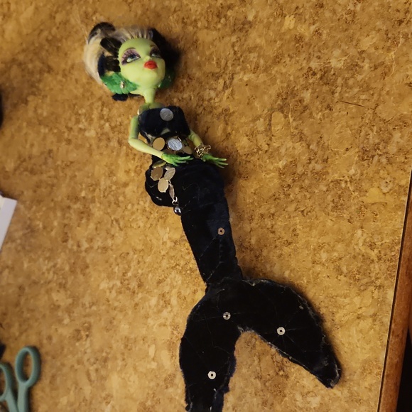 monster high Other - Blue siren mermaid